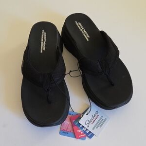 Skechers Women's Flip-Flop, Black, Size9